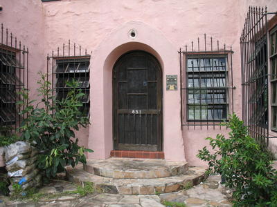 Hequembourg House Entry