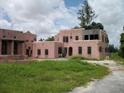 Hequembourg House