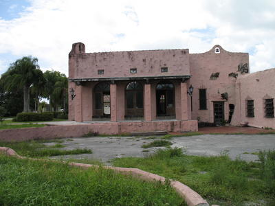 Hequembourg House